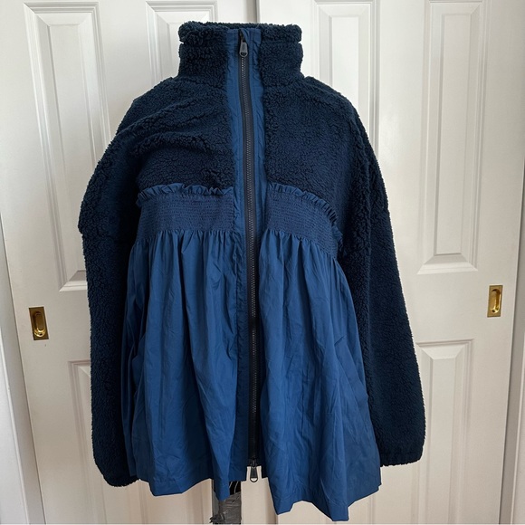 Free People Ain’t She Lovely Jacket Blue Flowy Skirted Fleece Slouchy Boho S - Picture 5 of 7